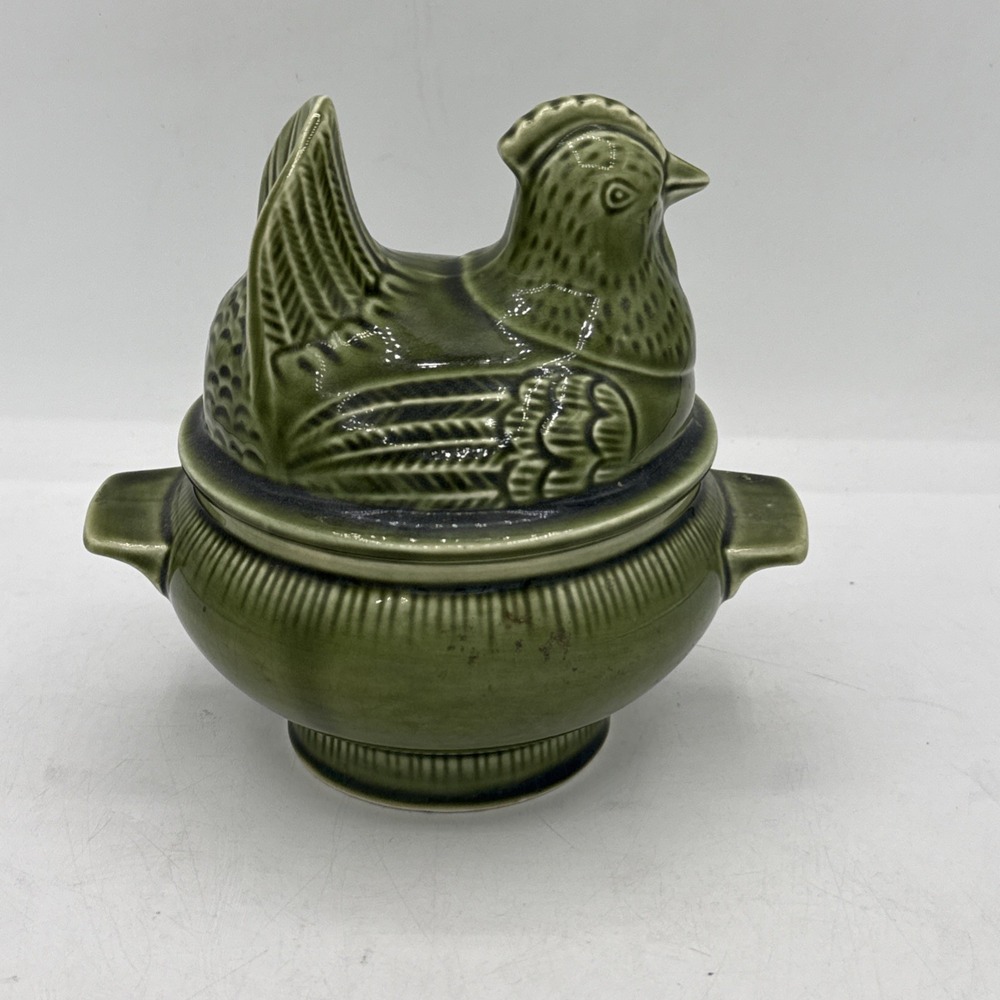 Vintage MCM Avocado Green Ceramic Chicken Casserole Dish Lidded Tureen 5.5"